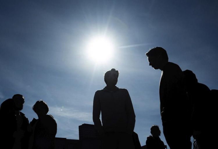 İsveçdə gənclər sağçı siyasi baxışlara meyil göstərirlər