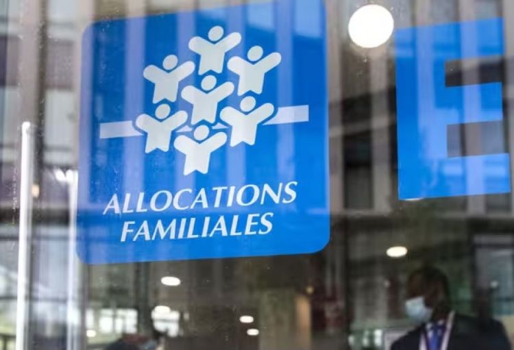 Fransada sosial təminat işçiləri maaş artımı tələbi ilə tətilə çıxır