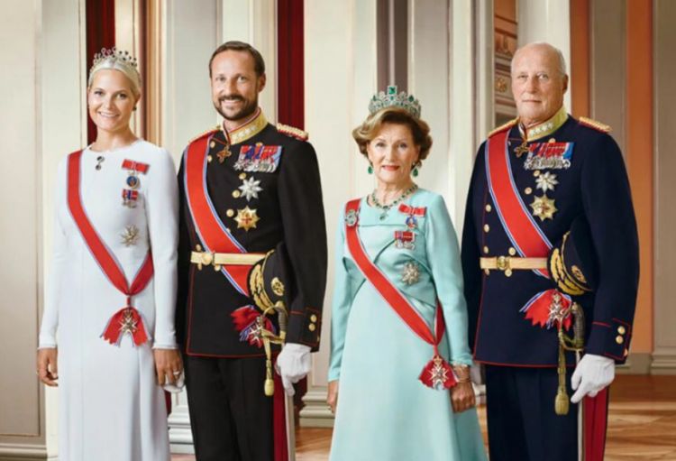 Norveçdə monarxiyanın ləğv edilməsi müzakirə olunur