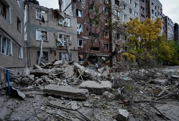 Rusiya Ukraynanın Donetsk vilayətinə zərbə endirib, ölənlər var