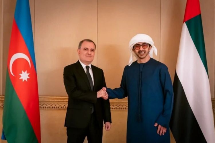 Azərbaycanla BƏƏ arasında strateji tərəfdaşlığının müxtəlif aspektləri müzakirə olunub