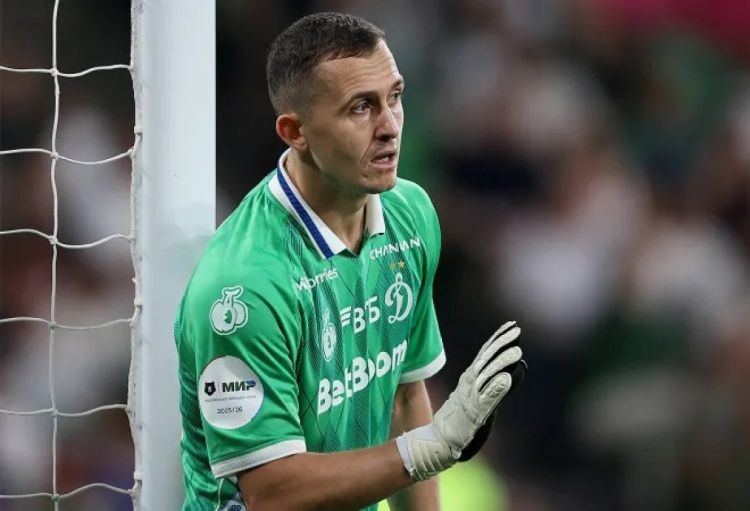 Rusiya klubu “Qarabağ”ın sabiq qapıçısı ilə müqaviləni yeniləmək istəyir