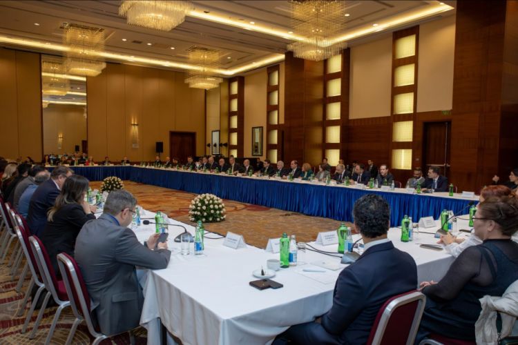 ABŞ şirkətləri ilə Zəngəzur dəhlizi üzərindən elektrik enerjisinin nəqli perspektivləri dəyərləndirilib<font color=red> - FOTOLAR</font>