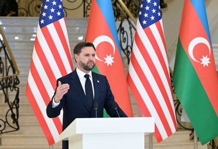 Ceyms Devid Vens: Biz istərdik ki, bir-birimizlə daha sıx olaq, tərəfdaşlığımızı daha da gücləndirək