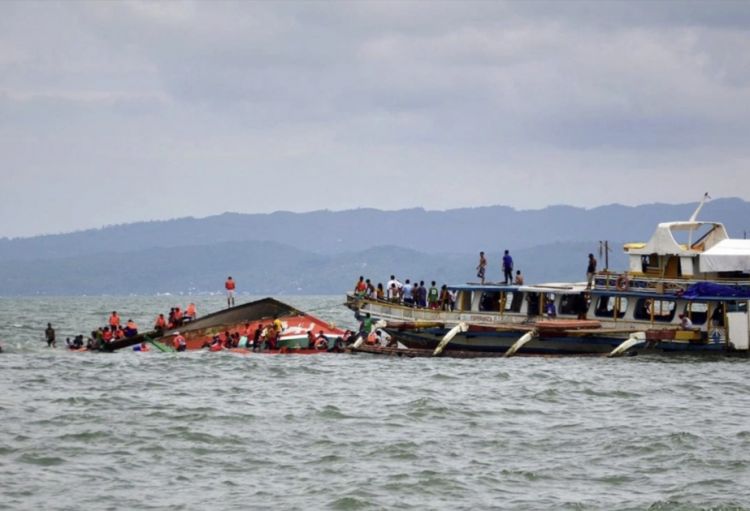 Filippində bərə qəzasında ölənlərin sayı 52-yə çatıb