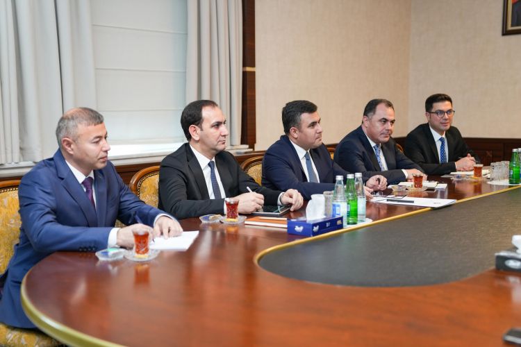 Naxçıvan Muxtar Respublikasında Azərbaycan Respublikası Prezidentinin səlahiyyətli nümayəndəsi Ceyhun Cəlilov Avropa İttifaqının Azərbaycan Respublikasındakı səfiri Mariyana Kuyundziçin rəhbərlik etdiyi nümayəndə heyəti ilə görüşüb<font color=red> - FOTOLAR</font>