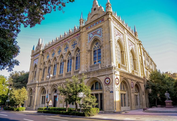 AMEA: Ramiz Mehdiyev Akademiyanın həqiqi üzvlüyündən xaric ediləcək