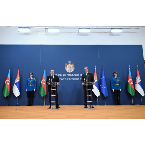 Azərbaycan Prezidenti İlham Əliyev və Serbiya Prezidenti Aleksandar Vuçiç mətbuata bəyanatlarla çıxış ediblər<font color='red'> - YENİLƏNİB</font><font color=red> - FOTOLAR</font>