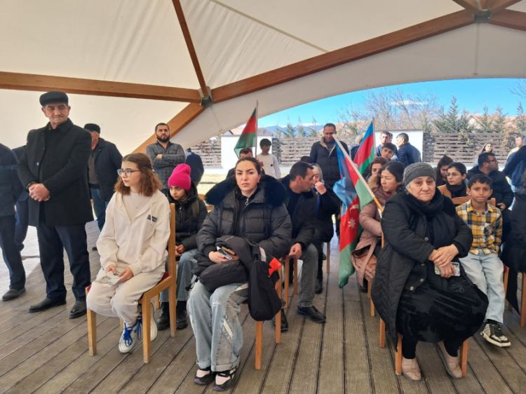 Daha 149 keçmiş məcburi köçkün Xocalı şəhərinə qayıdıb<font color=red> - FOTOLAR</font>