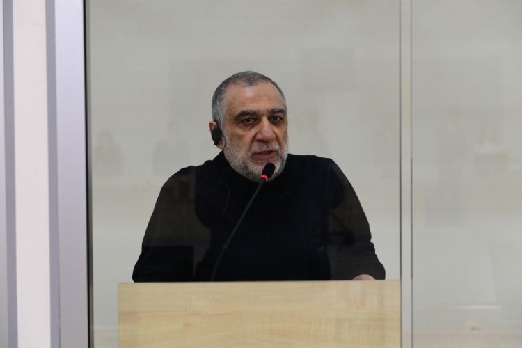 Ruben Vardanyana hökm oxunub<font color=red> - FOTOLAR</font>