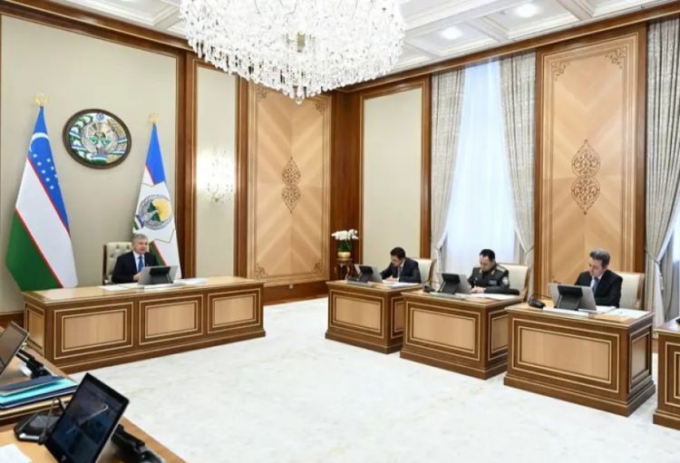 Özbəkistan milli peykini orbitə çıxarmağı və ilk kosmonavtını yetişdirməyi planlaşdırır