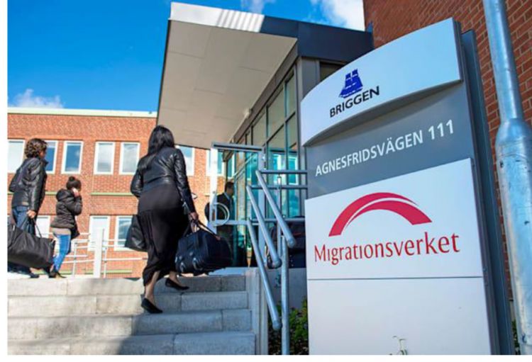 İsveçdə miqrantların öz ölkələrinə qayıtması üçün vəd edilən pullar ödənilmir