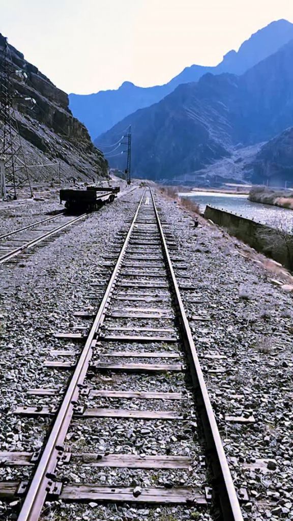 Naxçıvan MR-də dəmir yollarının layihələndirilmə və tikinti işləri Ordubad istiqamətindən başlanılıb