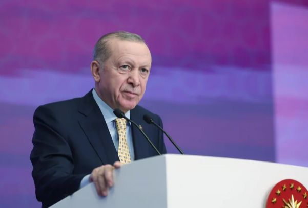 Ərdoğan: Türkiyədə əhalinin sayı azalır, həyəcan siqnalı vəziyyətinə keçilməlidir