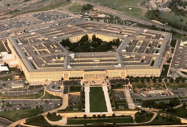 Pentaqon: ABŞ son iki ildə Kiyevə yardımı 40 dəfədən çox azaldıb