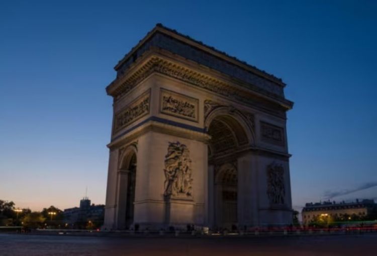 Ötən il ən çox turist qəbul edən ölkə Fransa olub