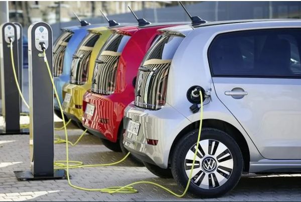 Azərbaycan Avstriyadan elektromobil idxalını kəskin artırıb