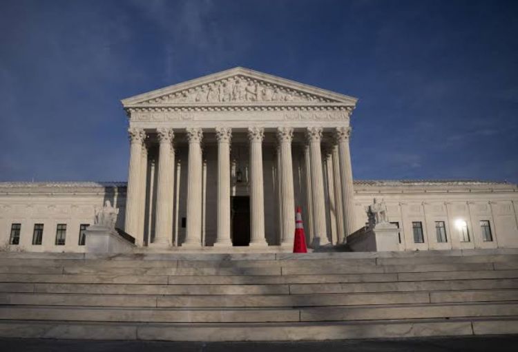 ABŞ Ali Məhkəməsi Trampın genişmiqyaslı tariflərini ləğv edib