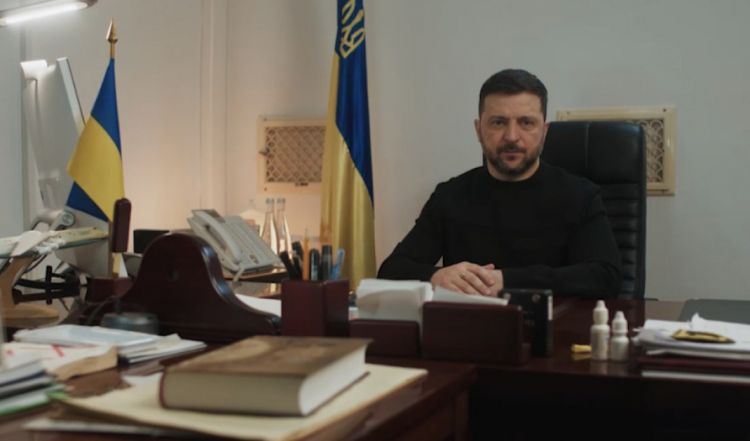 Ukrayna Prezidenti Kiyevdəki bunkeri ilk dəfə nümayiş etdirib<font color=red> - FOTOLAR</font>