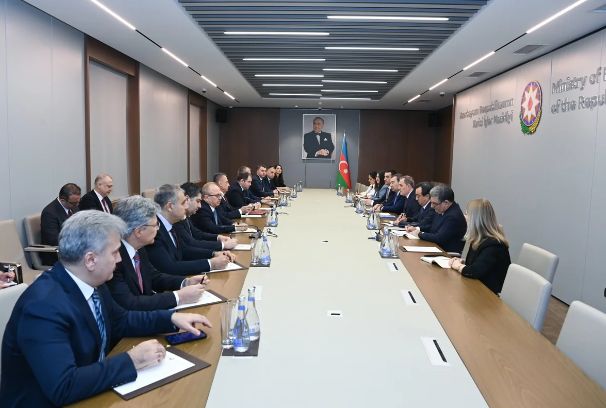 Ceyhun Bayramov Türkiyə və Gürcüstan nümayəndələri ilə parlamentlərarası əməkdaşlığı müzakirə edib<font color=red> - FOTOLAR</font>