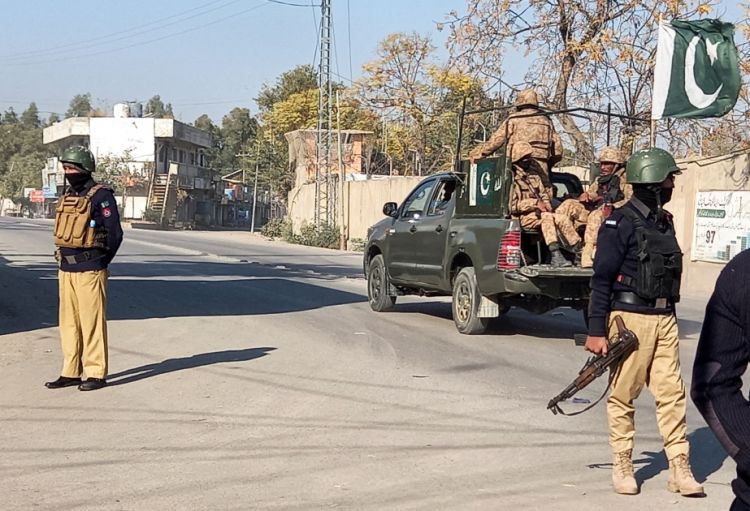 Pakistanda terror aktı: 4 polis həlak olub