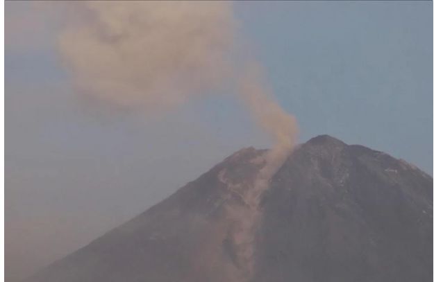 İndoneziyada Semeru vulkanı yenidən püskürüb