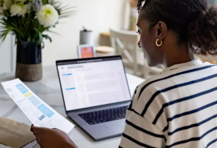 Britaniyada enerji haqları 7 faiz ucuzlaşacaq