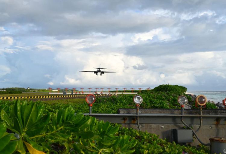 Maldiv hökuməti Britaniyanın Çaqos adaları ilə bağlı planına qarşı hüquqi addımlar atmağa hazırlaşır