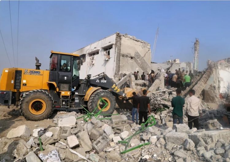 İranda məktəbə hücum nəticəsində ölənlərin sayı 165-a çatıb