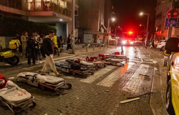 İsrail Səhiyyə Nazirliyi: İrana qarşı əməliyyat başlayandan bəri yüzlərlə insan xəstəxanaya yerləşdirilib