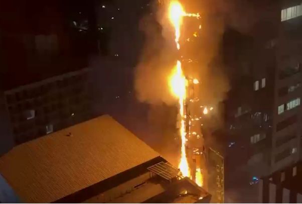 Tbilisidə bank binasında güclü yanğın baş verib