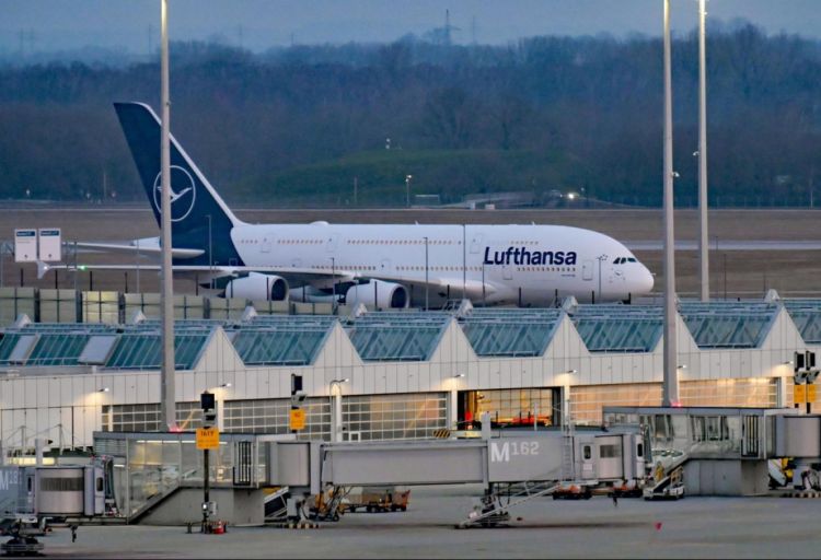 Körfəz regionunda qalmış Almaniya vətəndaşlarının ilk qrupu təxliyə edilib