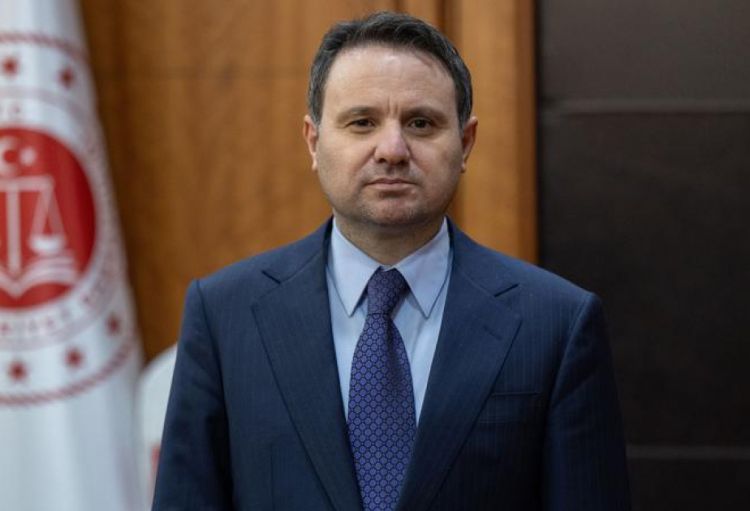 Türkiyədə sosial media istifadəçiləri yaşlarını təsdiqləməli olacaqlar