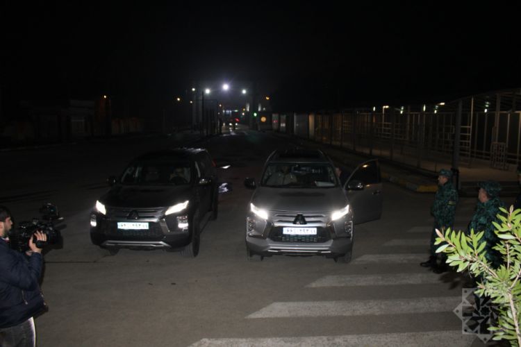 Azərbaycan diplomatları İrandan təxliyə olunub<font color=red> - FOTOLAR</font>