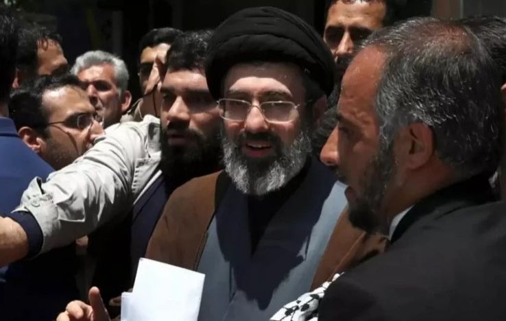 İranın yeni Ali rəhbəri seçilib