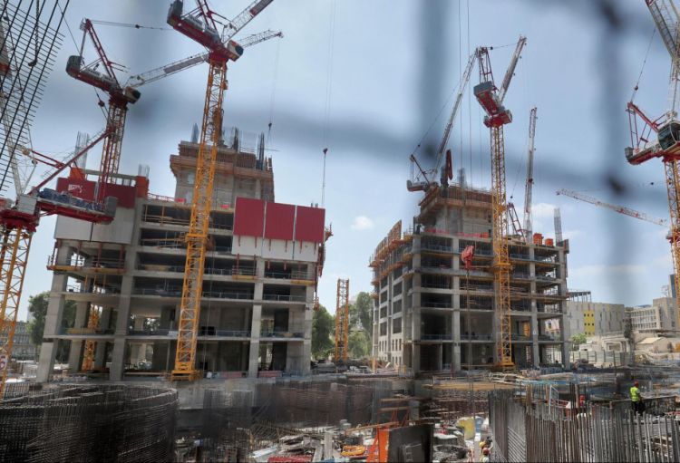 Paytaxtda inşaat işlərinin 93,5 faizini qeyri-dövlət tikinti müəssisələri yerinə yetiriblər