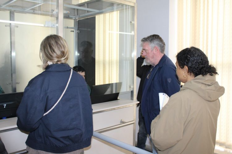 Əlcəzairin İrandakı səfiri və səfirlik əməkdaşları təxliyə olunublar<font color=red> - FOTOLAR</font>