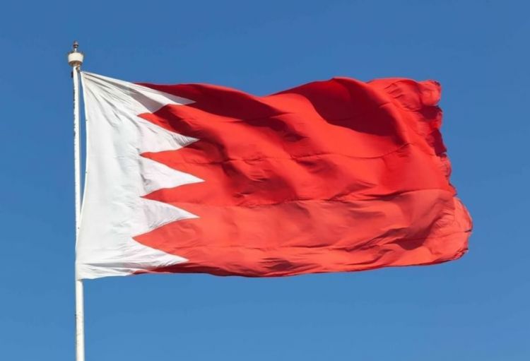 İran Bəhreyndə yanacaq anbarlarını vurub