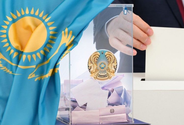 Qazaxıstanda seçki məntəqələri referenduma hazırdır