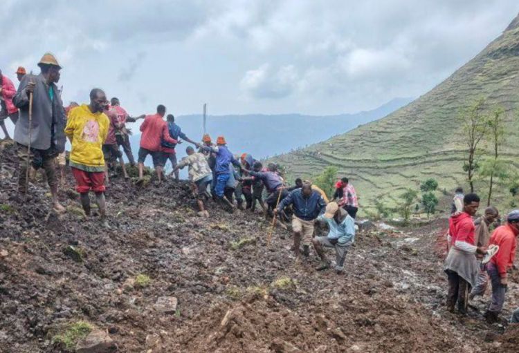 Efiopiyada baş verən torpaq sürüşmələrində 70 nəfər ölüb