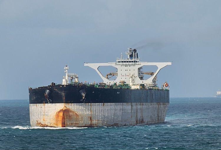 ABŞ Rusiya neftinin alışına müvəqqəti icazə verib