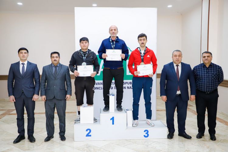 Dövlət qurumlarının əməkdaşları arasında stolüstü tennis yarışı keçirilib <font color=red> - FOTOLAR</font>