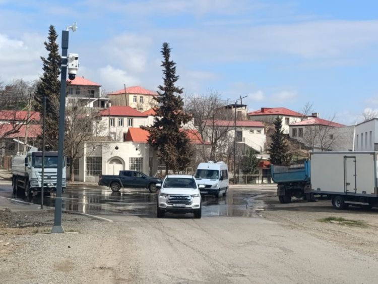 Növbəti köç karvanı Xocavənd kəndinə çatıb<font color=red> - FOTOLAR</font>