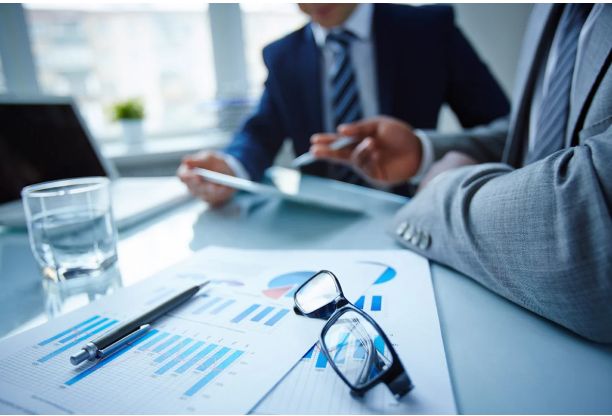 Dövlət qulluğunda mükafat sistemi ləğv olunur