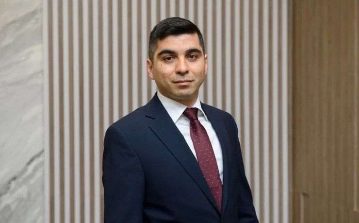 Rəqəmsal inkişaf və nəqliyyat nazirinə yeni müavin təyin edilib