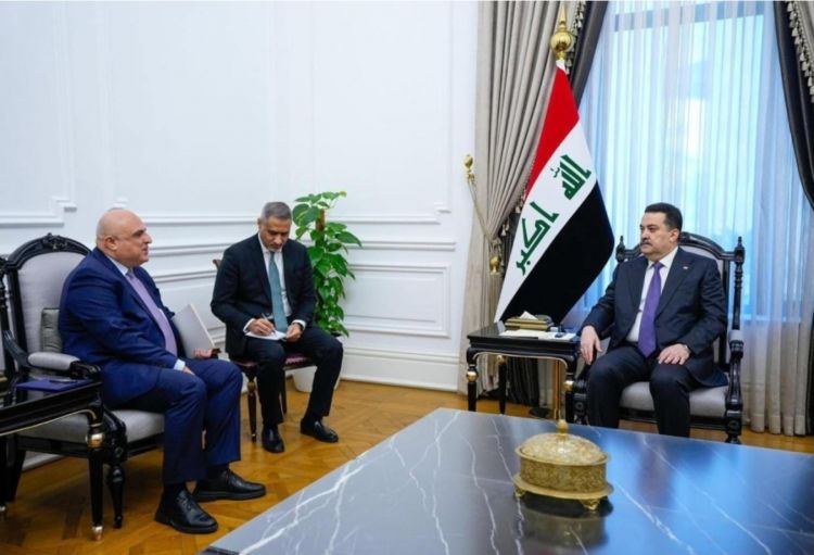 İraqın Baş naziri Azərbaycanın səfiri ilə görüşüb