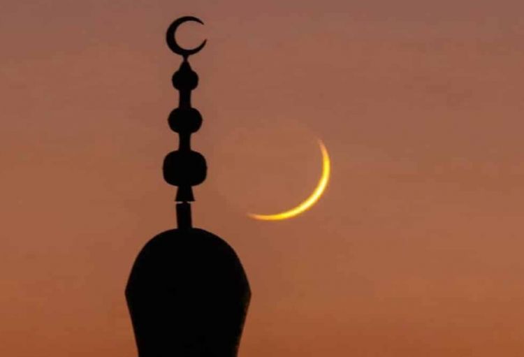 Ramazan bayramında Əlcəzairdə qadına verilən “Duz haqqı”