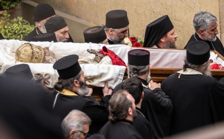 Gürcüstanın sabiq Patriarxı II İlya dəfn olunub<font color=red> - FOTOLAR</font>