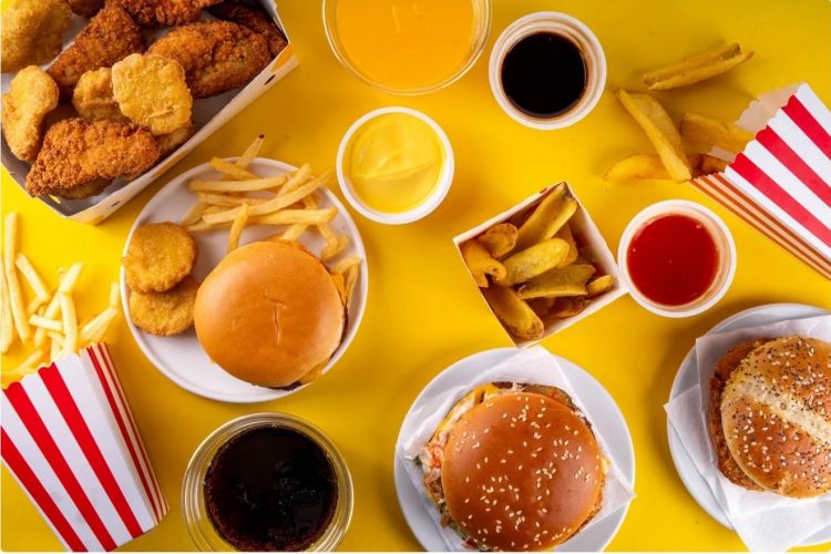 Ürək tutması və insult riskini 67% artıran qidalar açıqlanıb