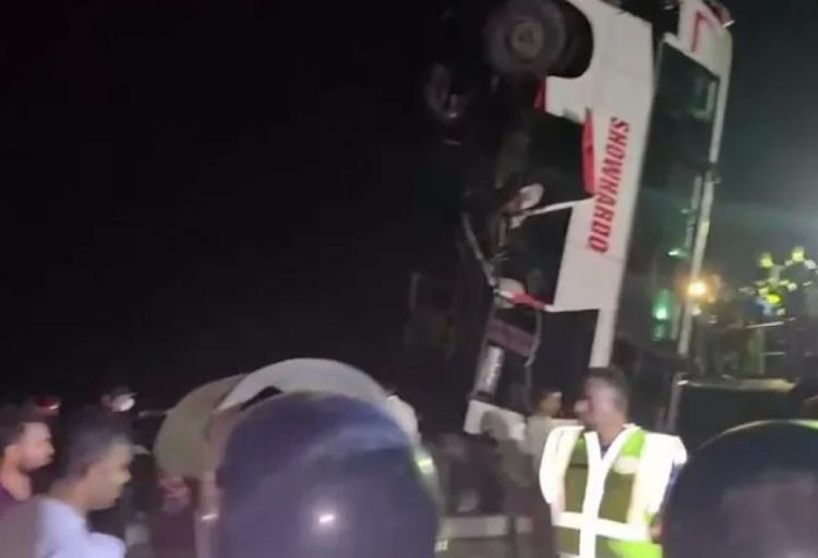 Banqladeşdə avtobus çaya düşüb, 18 nəfər ölüb